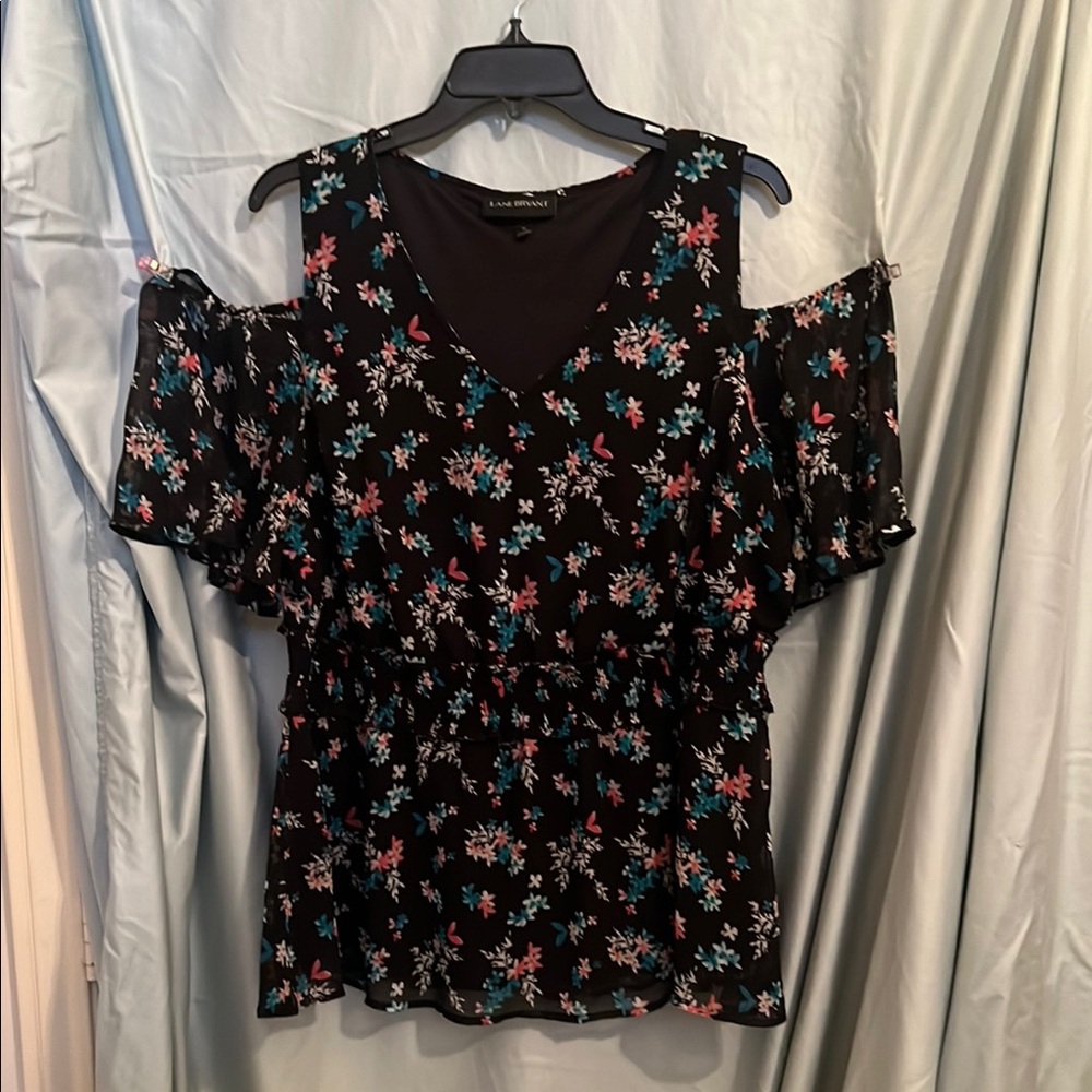 Floral Cold Shoulder Top - Black